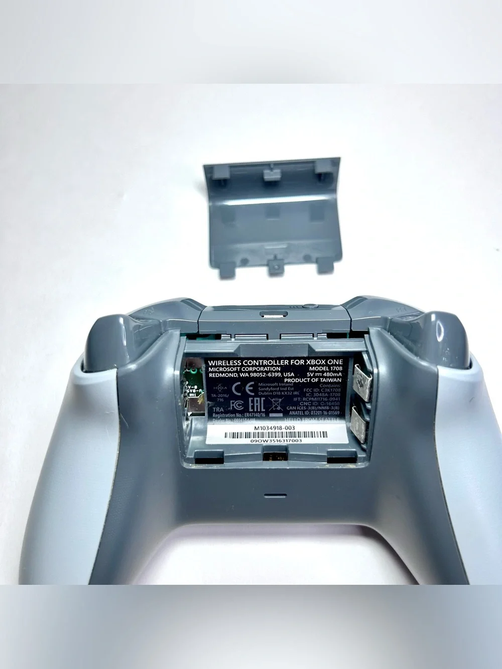Microsoft XBox One Wireless Controller Gray/Green Colorway